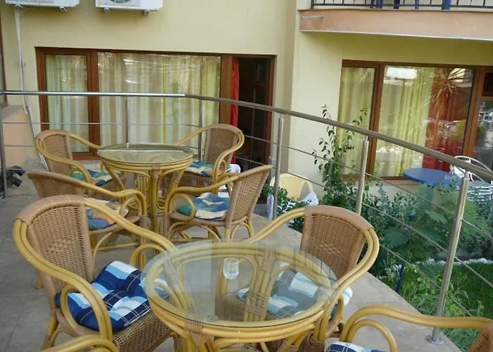 호텔 семеен атива - Family Ativa 로제넷츠