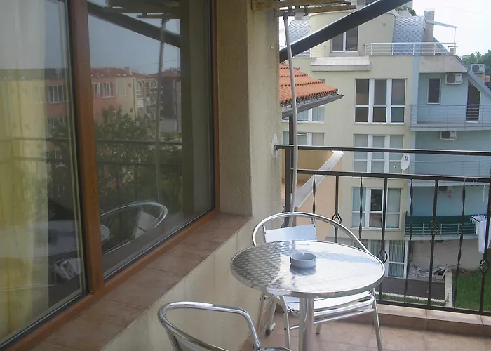 семеен атива - Family Ativa 로제넷츠