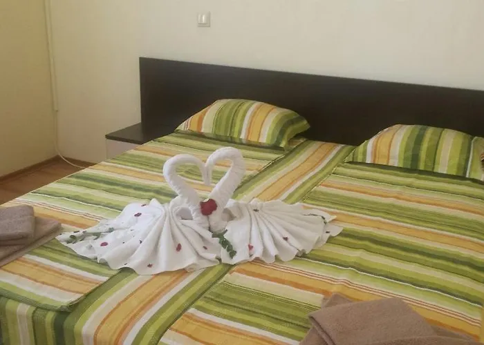 호텔 семеен атива - Family Ativa 로제넷츠