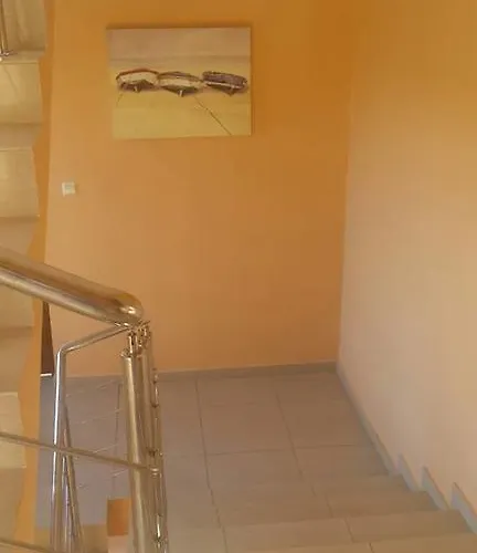 호텔 семеен атива - Family Ativa 3*