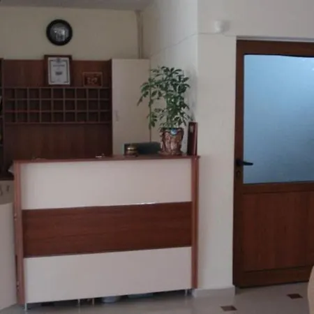 Hotel семеен атива - Family Ativa 3*
