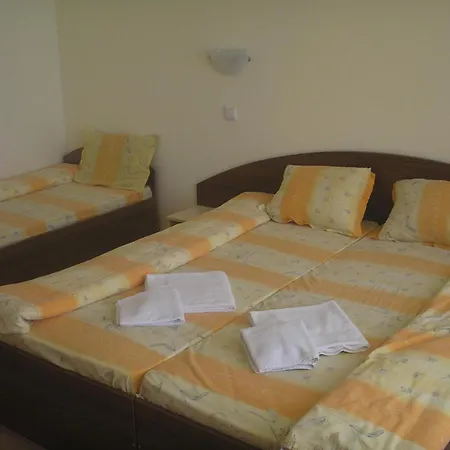 Hotel семеен атива - Family Ativa 3*