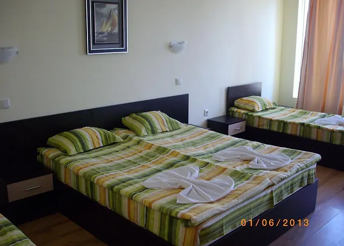 семеен атива - Family Ativa 로제넷츠