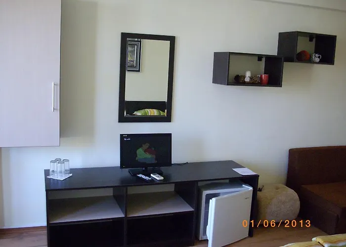 호텔 семеен атива - Family Ativa 로제넷츠