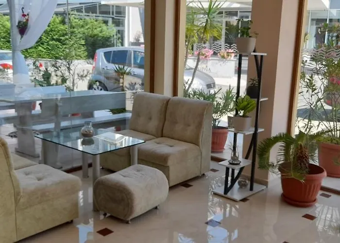 호텔 семеен атива - Family Ativa 로제넷츠