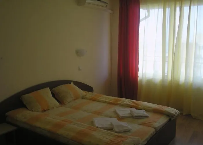 семеен атива - Family Ativa 로제넷츠