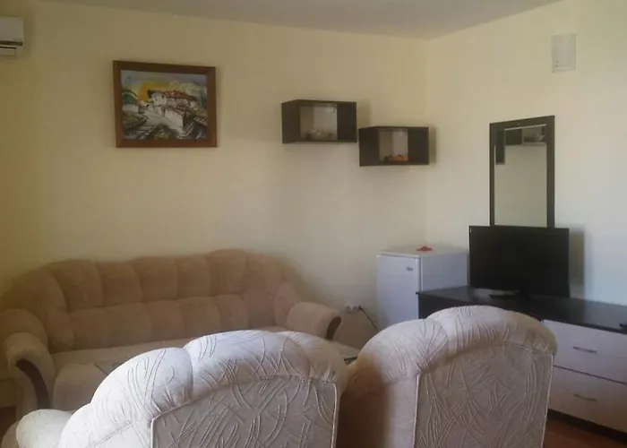 호텔 семеен атива - Family Ativa 3*